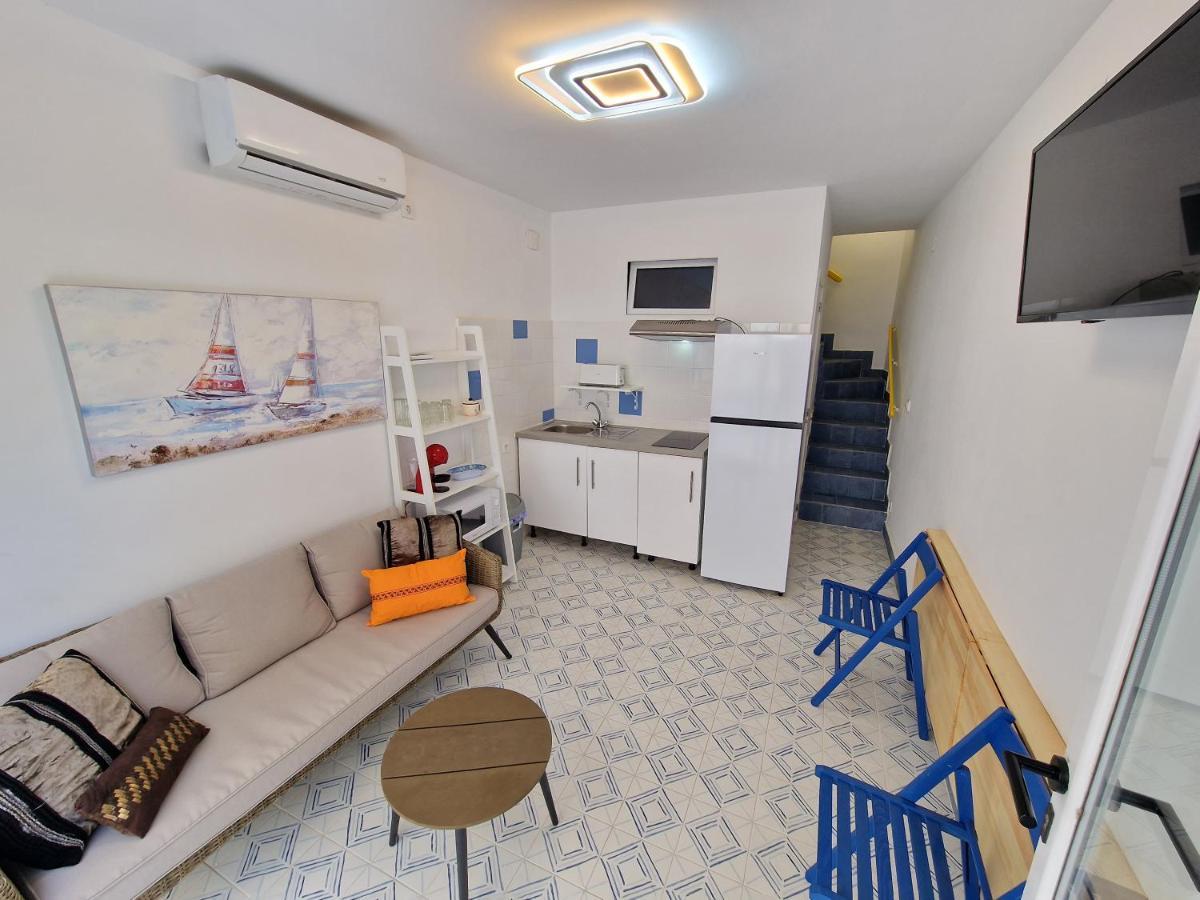 La Maisonnette Bleue Empuriabrava Exteriör bild
