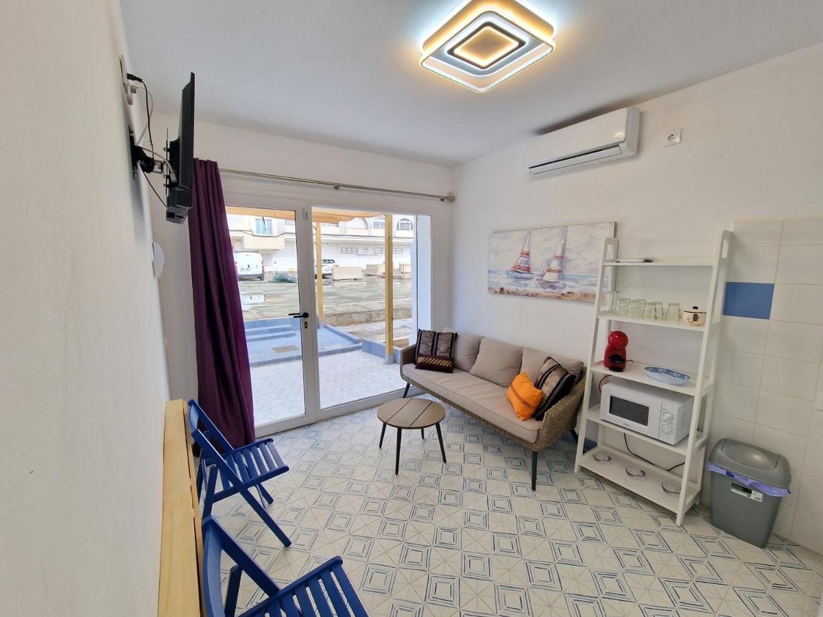La Maisonnette Bleue Empuriabrava Exteriör bild
