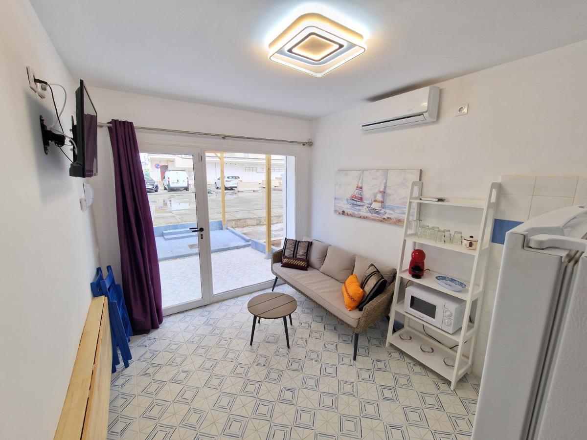 La Maisonnette Bleue Empuriabrava Exteriör bild